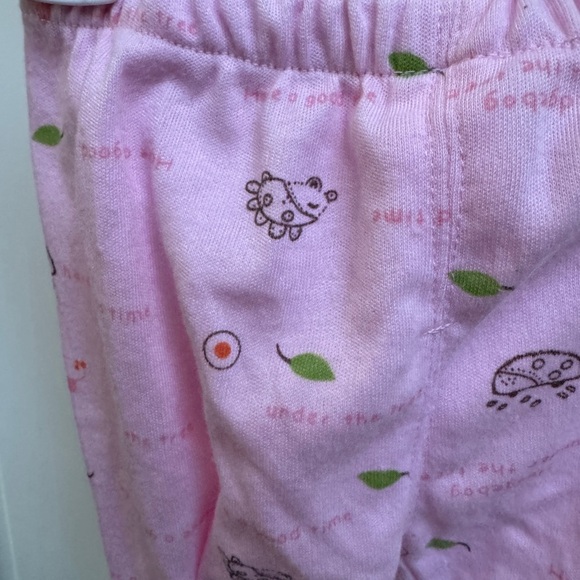 NWOT 0-3M Girls Pink One Piece Pants with Footiez - Picture 3 of 3